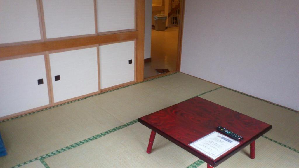 New Hakuginso Hotel NakaNakafurano Стая снимка
