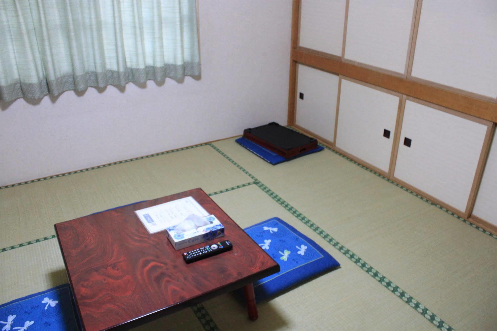 New Hakuginso Hotel NakaNakafurano Екстериор снимка
